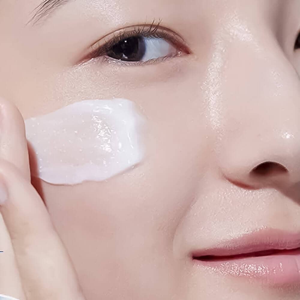 Восстанавливающий капсульный крем для сухой кожи AESTURA Atobarrier 365 Cream 3