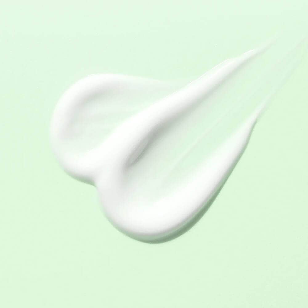 Успокаивающий солнцезащитный крем Dr. Althea Green Tea Fresh Sunscreen SPF50+ PA++++ 3