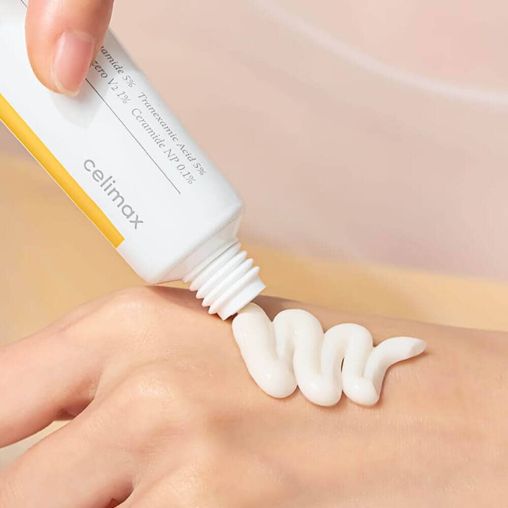 Крем для выравнивания тона и рельефа кожи Celimax Pore+Dark Spot Brightening Cream 4