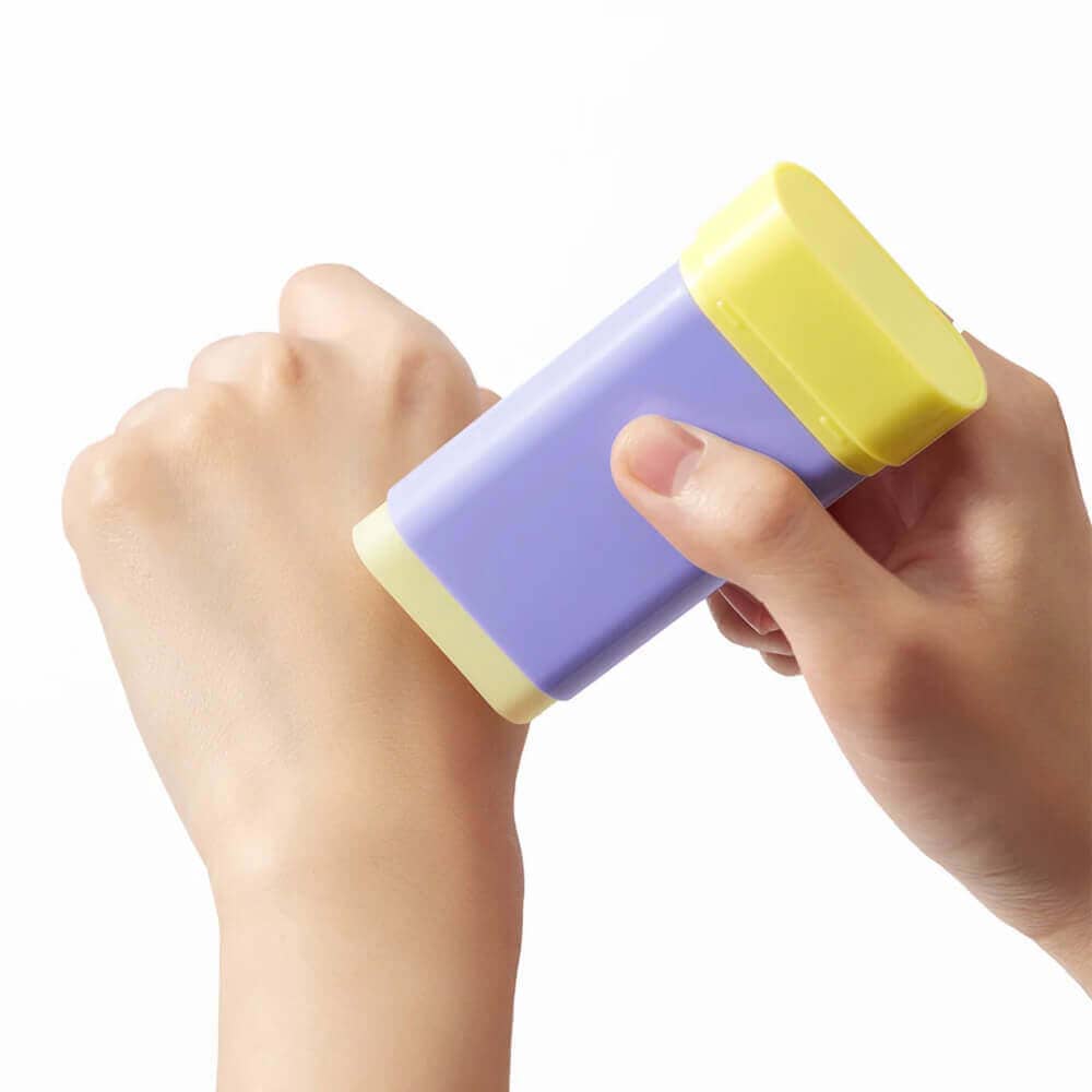 Солнцезащитный стик с бакучиолом By Wishtrend Pore Smoothing Bakuchiol Sun Stick SPF50+ PA++++ 2