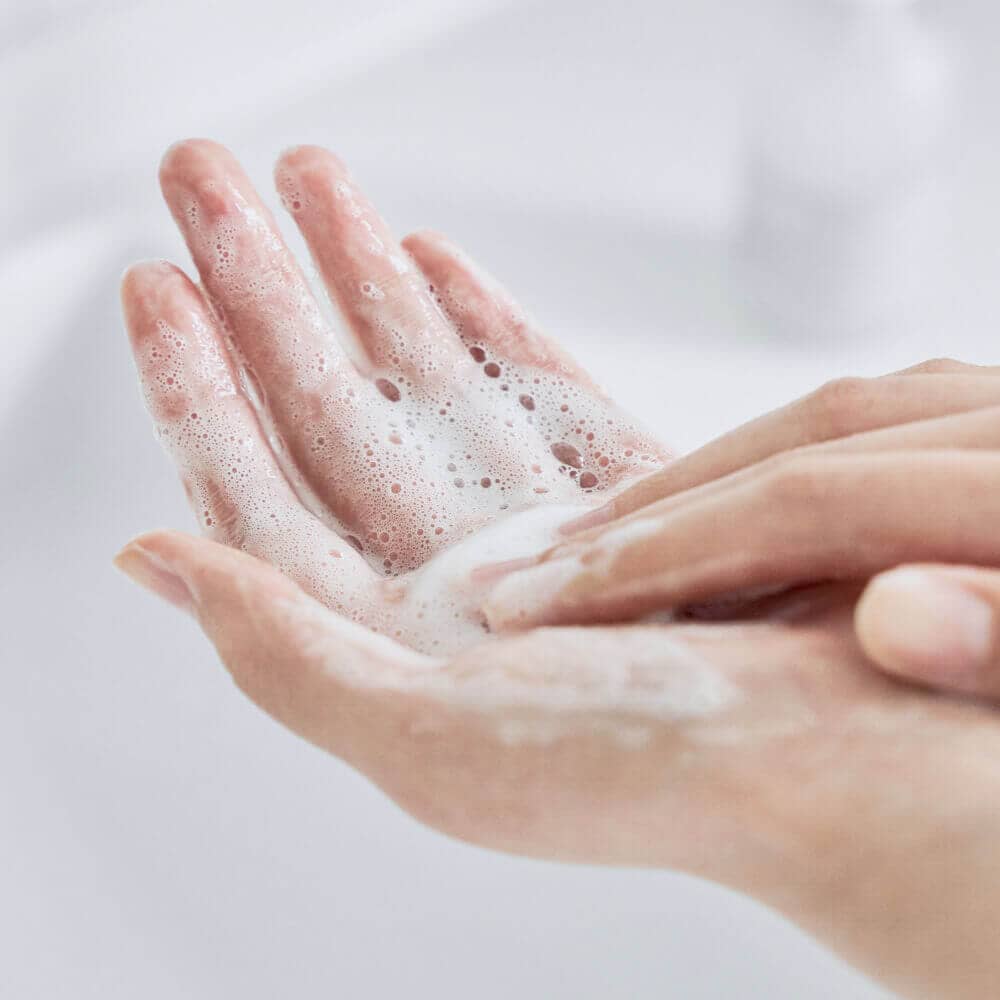 Гель-пенка для умывания с комплексом церамидов Celimax Dual Barrier Mild Gel Cleanser 2