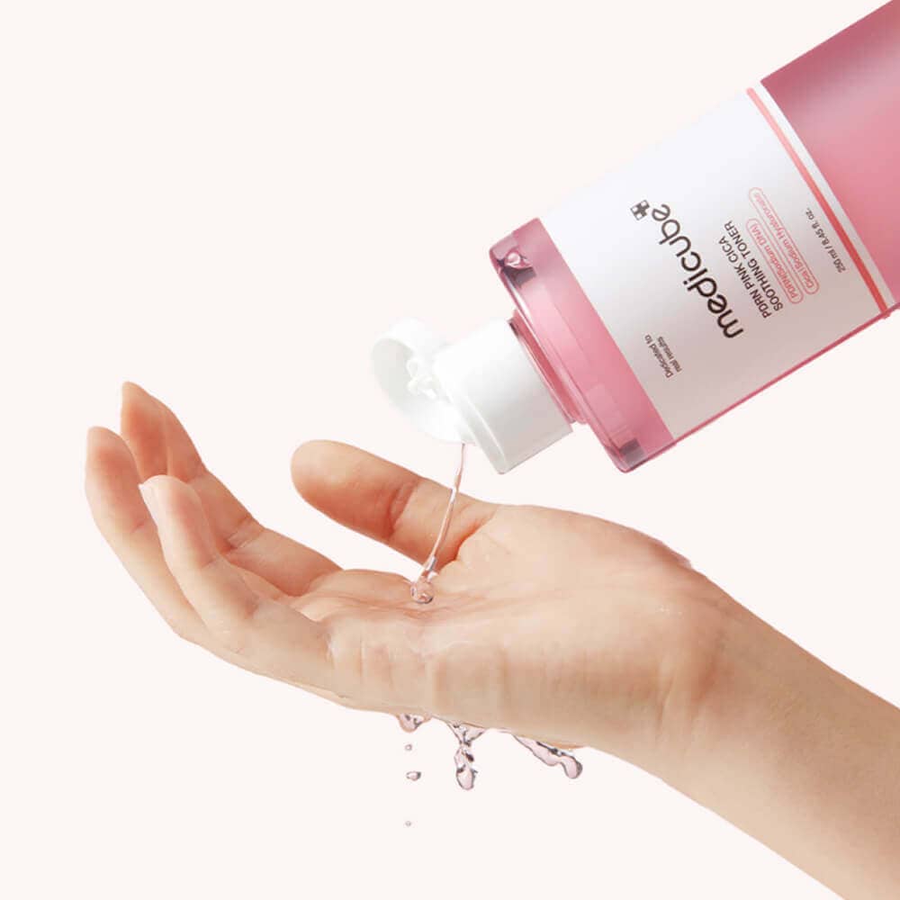 Успокаивающий тонер с ПДРН и центеллой medicube PDRN Pink CICA Soothing Toner 3