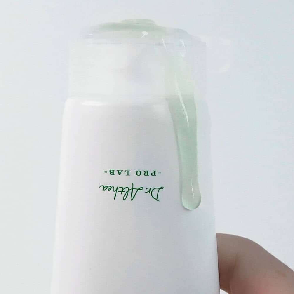 Гель-пенка для умывания с аминокислотами Dr. Althea Green Relief Amino Gel Cleanser 2